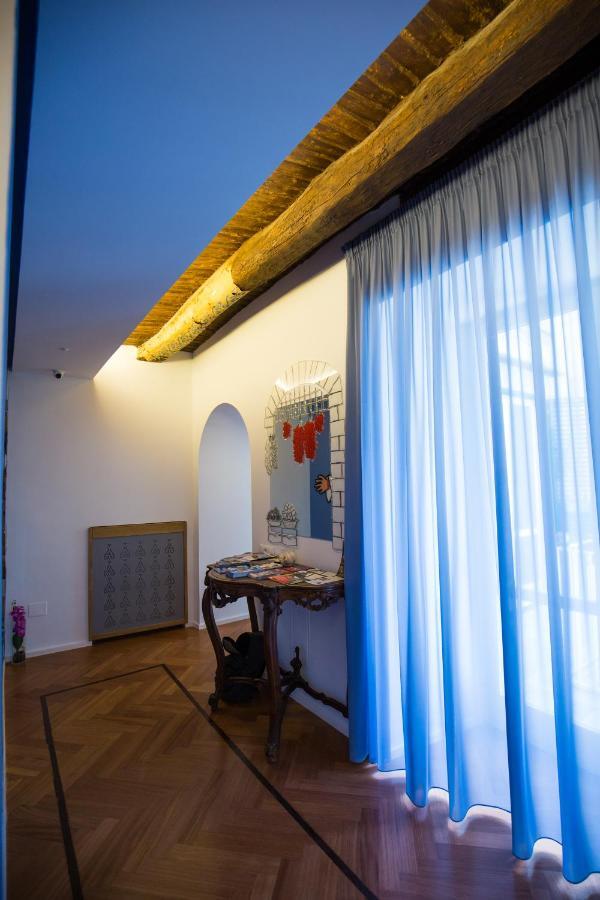 Hotel Duetto Al Duomo Neapol Zewnętrze zdjęcie